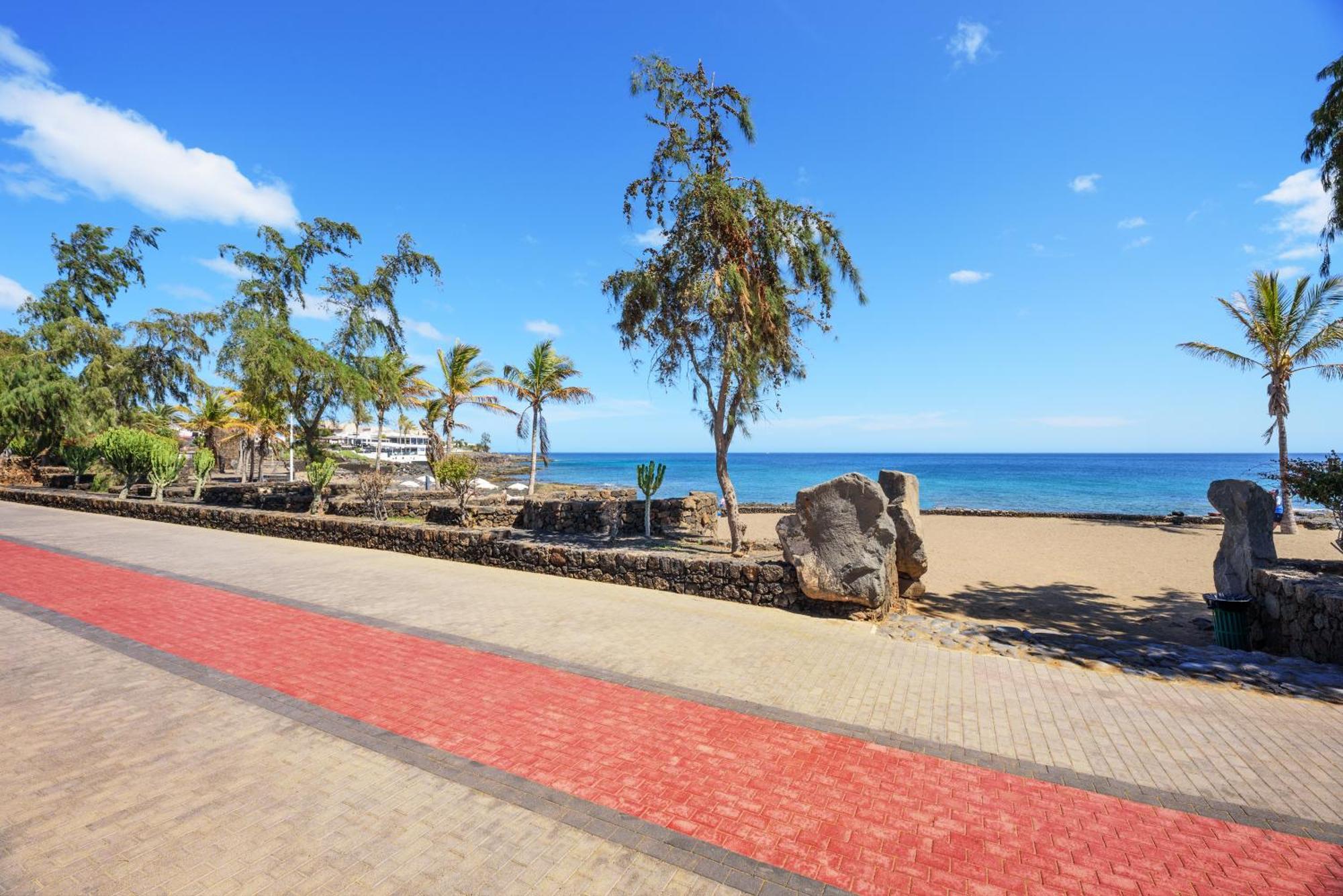 Lanzahost Casa Sunny Seafront Villa Costa Teguise Exterior photo